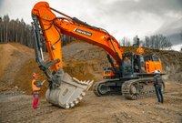 DEVELON DX800LC-7 Crawler Excavator