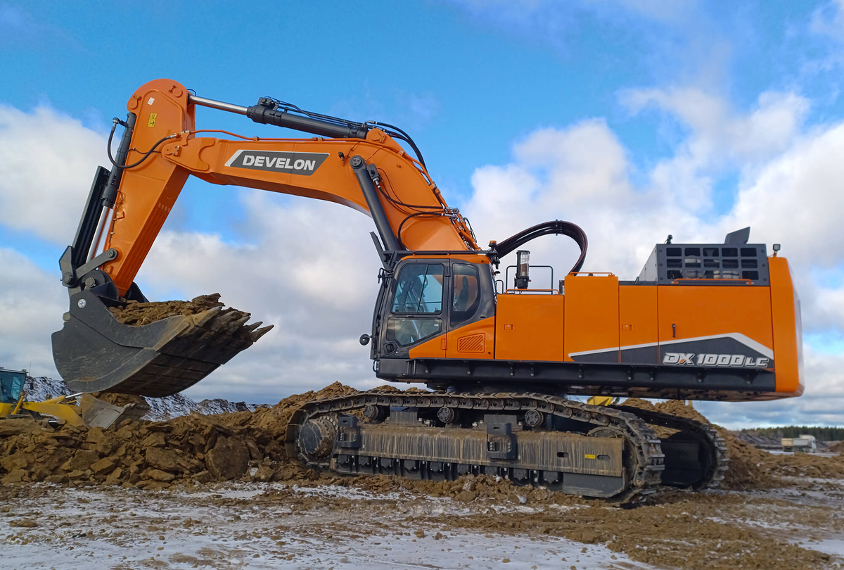 DEVELON DX1000LC-7 Crawler Excavator